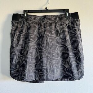 Cypress Club Black Swirl Dot Sporty Skort Large